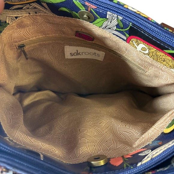 Sakroots River Peace Birds Purse - Picture 7 of 10